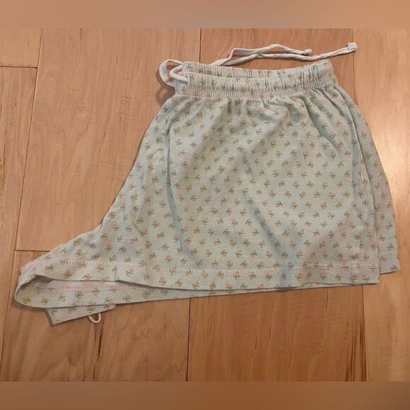 Vanity fair size medium two piece mint green with pink rose detail pajama set - Picture 11 of 15